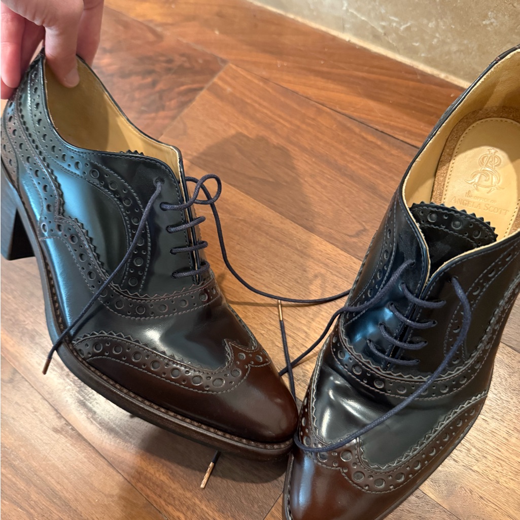 Mrs. Doubt Midheel In Blue And Brown